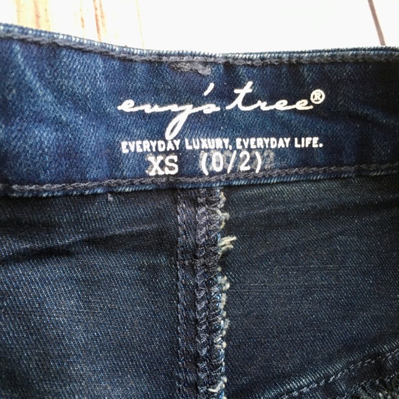 Evy’s Tree Denim Skirt in Dark Wash - NWT - Picture 2 of 8